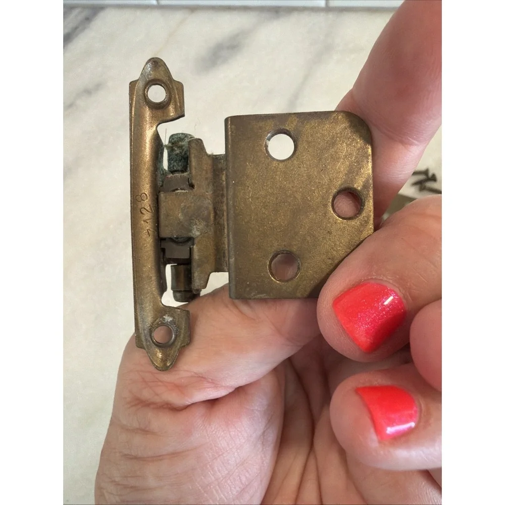 Lot of 8 Vintage Brass Cabinet Hinges GWB001